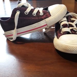 Toddler Girls size 8 shimmery purple Converse